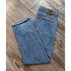 WRANGLER Light Medium Wash Straight Leg Size 12 Husky
